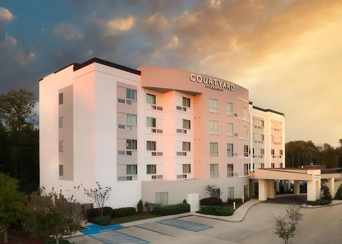 Courtyard By Marriott Hammond
