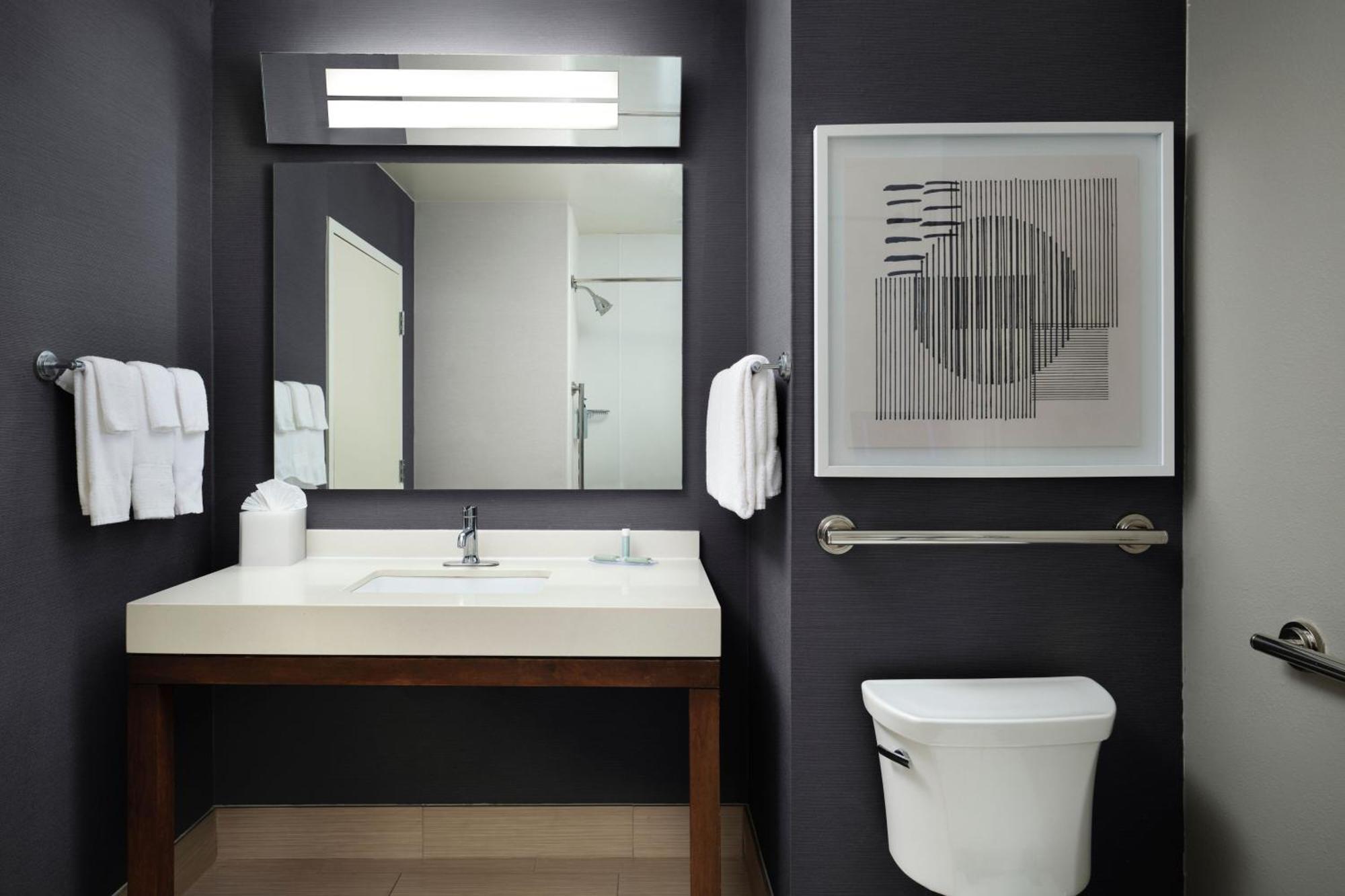 Courtyard By Marriott 3*